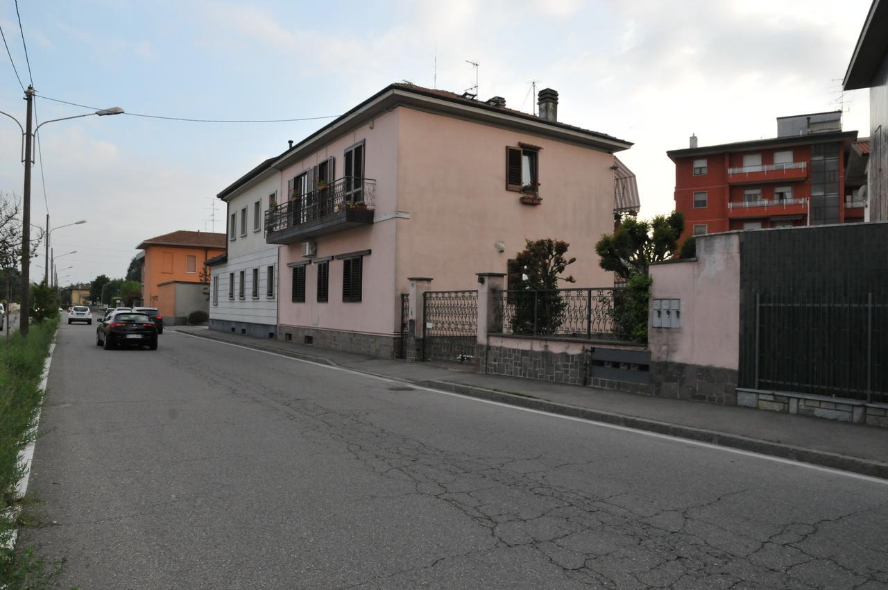 3per3 Bed & Breakfast Busto Arsizio Eksteriør bilde